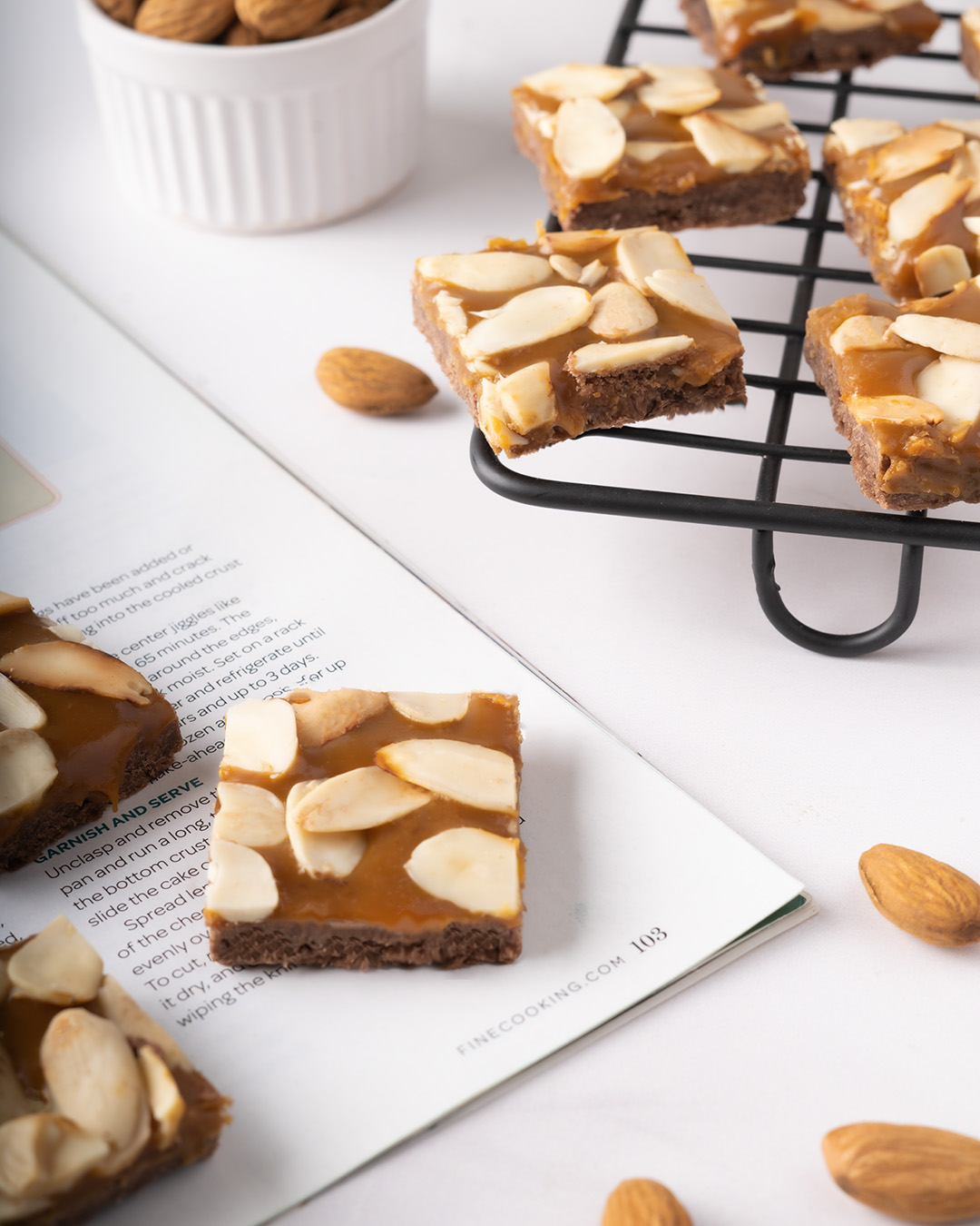 شیرینی اسلایسی بادامی